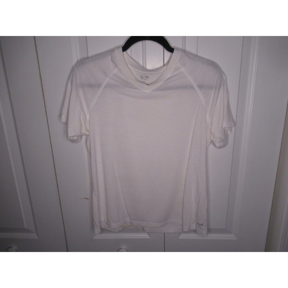 Bundle of 2 Champion V-neck Shirts - Picture 6 of 7